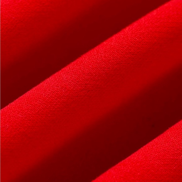 Comfrt Minimalist Hoodie - Picture 3 of 5